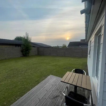 Holiday home Cozy Backhouse With Large Private Garden Copenhagen